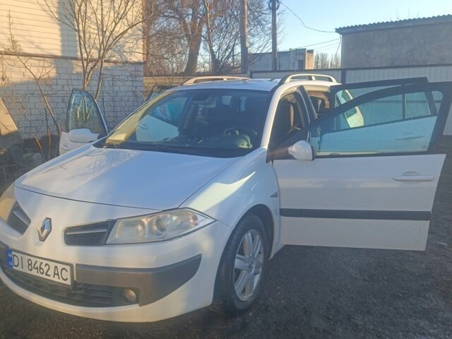 Білий Рено Меган, об'ємом двигуна 1.5 л та пробігом 277 тис. км за 3900 $, фото 1 на Automoto.ua