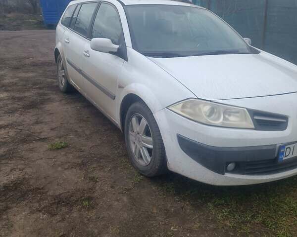 Белый Рено Меган, объемом двигателя 1.5 л и пробегом 273 тыс. км за 4400 $, фото 1 на Automoto.ua