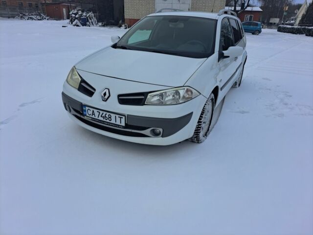 Белый Рено Меган, объемом двигателя 1.5 л и пробегом 344 тыс. км за 5000 $, фото 1 на Automoto.ua