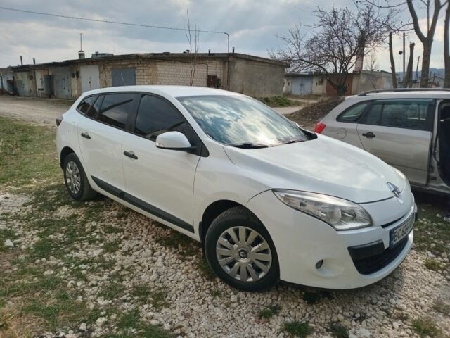 Білий Рено Меган, об'ємом двигуна 1.5 л та пробігом 285 тис. км за 4999 $, фото 1 на Automoto.ua