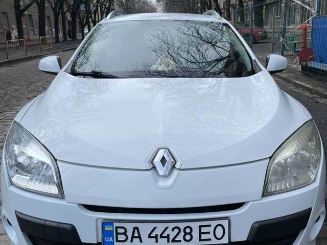 Білий Рено Меган, об'ємом двигуна 1.46 л та пробігом 217 тис. км за 6200 $, фото 1 на Automoto.ua