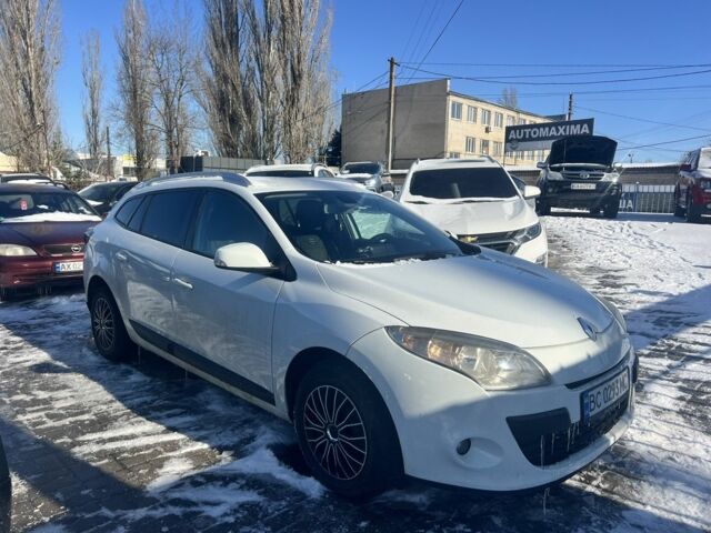 Білий Рено Меган, об'ємом двигуна 1.5 л та пробігом 240 тис. км за 6700 $, фото 1 на Automoto.ua