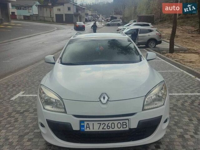 Білий Рено Меган, об'ємом двигуна 1.46 л та пробігом 349 тис. км за 6500 $, фото 1 на Automoto.ua