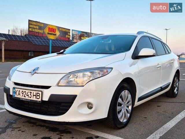 Білий Рено Меган, об'ємом двигуна 1.5 л та пробігом 210 тис. км за 6700 $, фото 1 на Automoto.ua