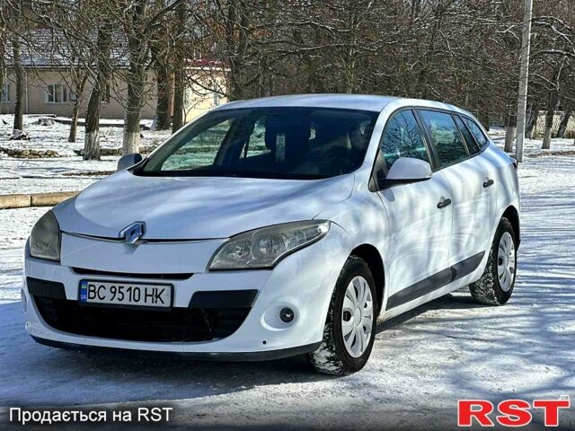 Белый Рено Меган, объемом двигателя 1.5 л и пробегом 0 тыс. км за 6500 $, фото 1 на Automoto.ua