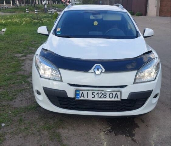 Білий Рено Меган, об'ємом двигуна 1.5 л та пробігом 230 тис. км за 6200 $, фото 1 на Automoto.ua
