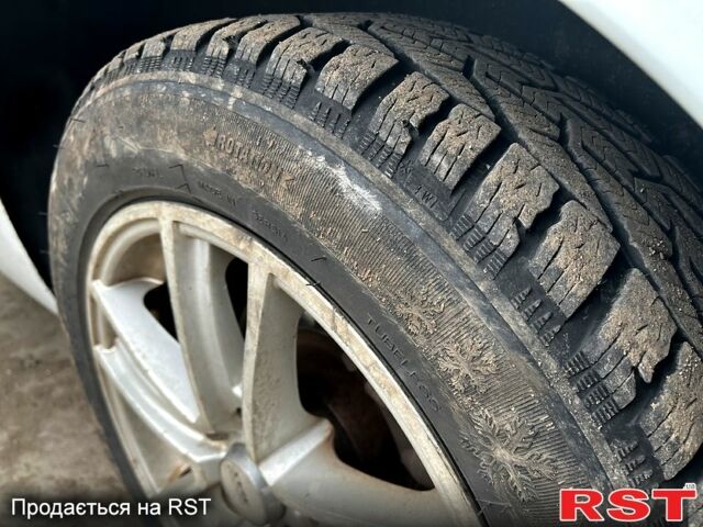 Белый Рено Меган, объемом двигателя 1.5 л и пробегом 275 тыс. км за 6000 $, фото 1 на Automoto.ua