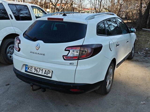 Білий Рено Меган, об'ємом двигуна 1.5 л та пробігом 320 тис. км за 5600 $, фото 1 на Automoto.ua
