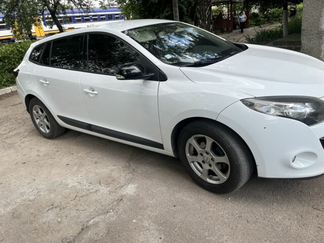 Білий Рено Меган, об'ємом двигуна 1.5 л та пробігом 268 тис. км за 6000 $, фото 1 на Automoto.ua