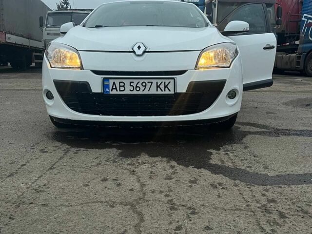 Білий Рено Меган, об'ємом двигуна 1.5 л та пробігом 201 тис. км за 6100 $, фото 1 на Automoto.ua