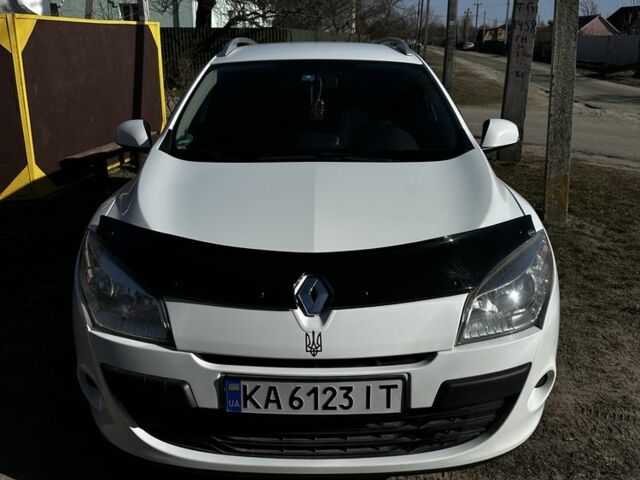 Білий Рено Меган, об'ємом двигуна 1.5 л та пробігом 292 тис. км за 5950 $, фото 1 на Automoto.ua
