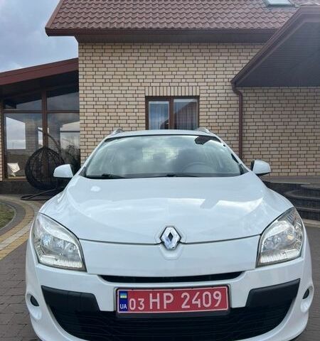 Белый Рено Меган, объемом двигателя 0 л и пробегом 238 тыс. км за 6500 $, фото 1 на Automoto.ua