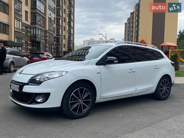 Белый Рено Меган, объемом двигателя 1.5 л и пробегом 285 тыс. км за 8200 $, фото 1 на Automoto.ua