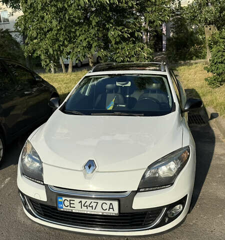 Белый Рено Меган, объемом двигателя 1.46 л и пробегом 320 тыс. км за 9300 $, фото 1 на Automoto.ua