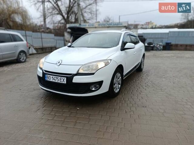Белый Рено Меган, объемом двигателя 1.46 л и пробегом 292 тыс. км за 6500 $, фото 1 на Automoto.ua