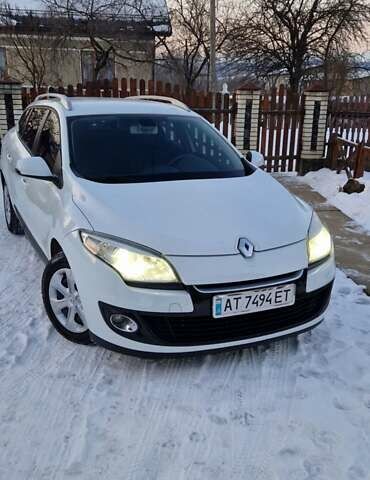 Білий Рено Меган, об'ємом двигуна 1.46 л та пробігом 310 тис. км за 6500 $, фото 1 на Automoto.ua