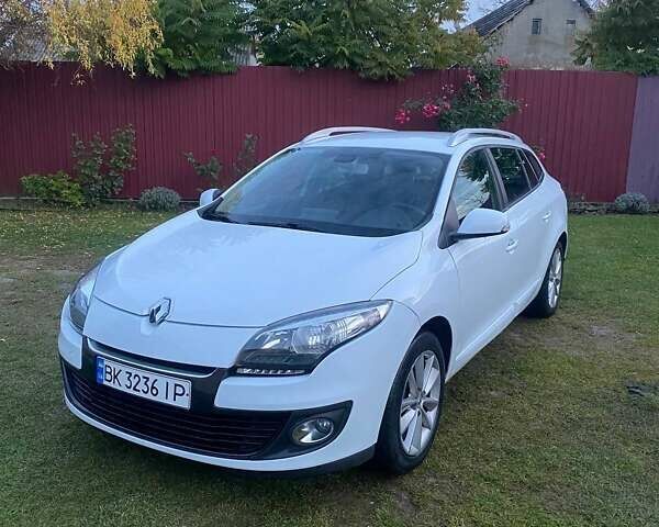 Білий Рено Меган, об'ємом двигуна 1.46 л та пробігом 244 тис. км за 8450 $, фото 1 на Automoto.ua