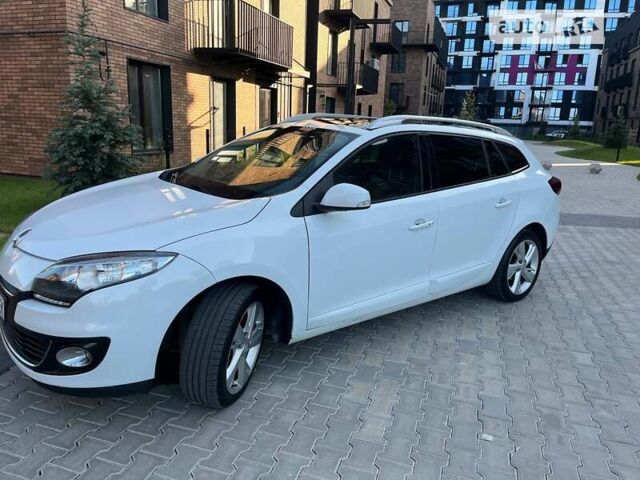 Білий Рено Меган, об'ємом двигуна 1.5 л та пробігом 235 тис. км за 7200 $, фото 1 на Automoto.ua