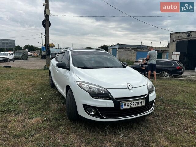 Білий Рено Меган, об'ємом двигуна 1.5 л та пробігом 286 тис. км за 8900 $, фото 1 на Automoto.ua