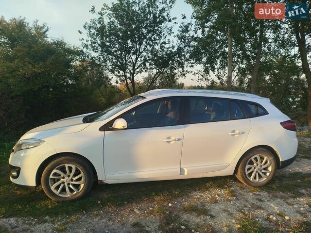 Белый Рено Меган, объемом двигателя 1.5 л и пробегом 297 тыс. км за 5614 $, фото 1 на Automoto.ua