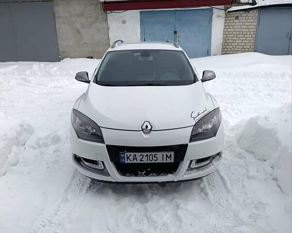 Білий Рено Меган, об'ємом двигуна 1.5 л та пробігом 220 тис. км за 8700 $, фото 1 на Automoto.ua