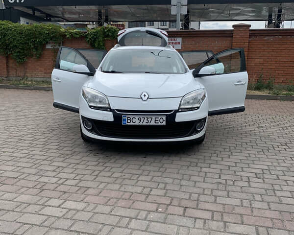 Білий Рено Меган, об'ємом двигуна 1.5 л та пробігом 264 тис. км за 7650 $, фото 1 на Automoto.ua