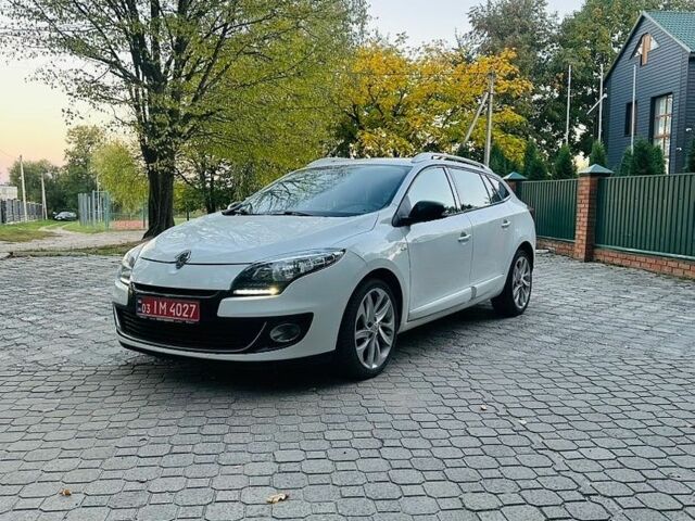 Білий Рено Меган, об'ємом двигуна 1.6 л та пробігом 227 тис. км за 7700 $, фото 1 на Automoto.ua