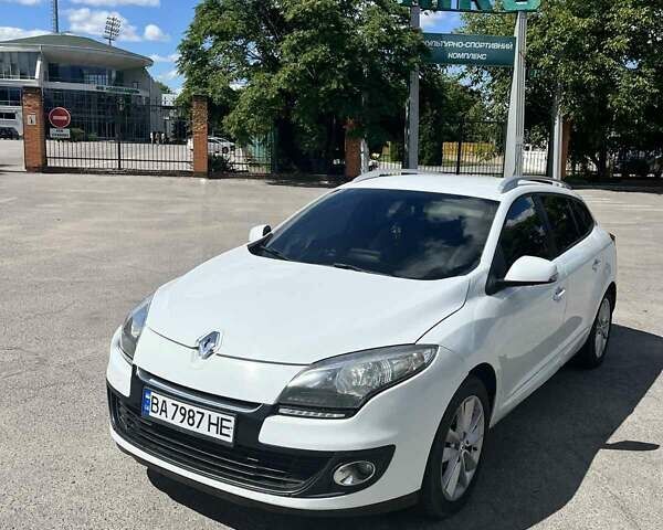 Білий Рено Меган, об'ємом двигуна 1.5 л та пробігом 280 тис. км за 6400 $, фото 1 на Automoto.ua