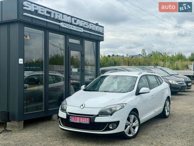 Белый Рено Меган, объемом двигателя 1.5 л и пробегом 230 тыс. км за 7750 $, фото 1 на Automoto.ua