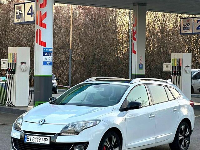 Белый Рено Меган, объемом двигателя 1.5 л и пробегом 253 тыс. км за 8700 $, фото 1 на Automoto.ua