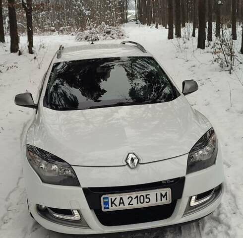 Білий Рено Меган, об'ємом двигуна 1.46 л та пробігом 220 тис. км за 9500 $, фото 1 на Automoto.ua