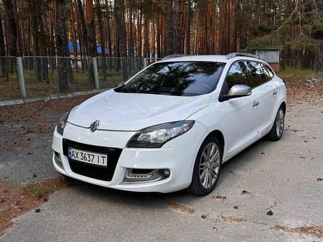 Белый Рено Меган, объемом двигателя 1.6 л и пробегом 297 тыс. км за 7000 $, фото 1 на Automoto.ua