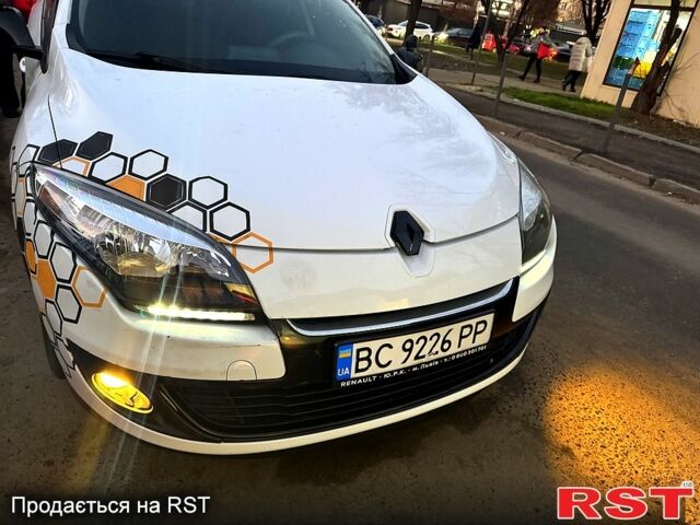 Белый Рено Меган, объемом двигателя 1.5 л и пробегом 281 тыс. км за 8500 $, фото 1 на Automoto.ua