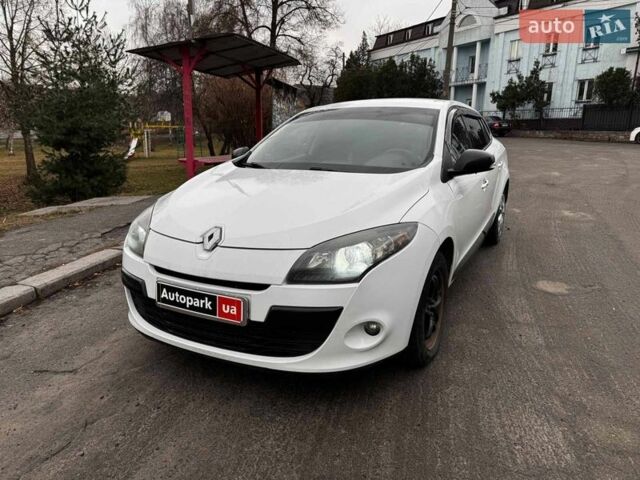 Білий Рено Меган, об'ємом двигуна 1.5 л та пробігом 361 тис. км за 7790 $, фото 1 на Automoto.ua