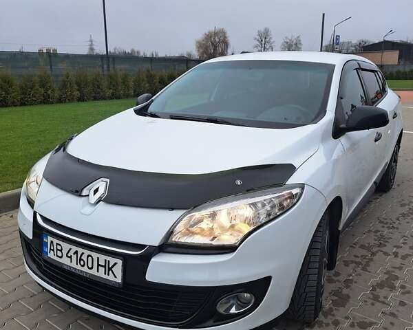 Білий Рено Меган, об'ємом двигуна 1.5 л та пробігом 278 тис. км за 7200 $, фото 1 на Automoto.ua