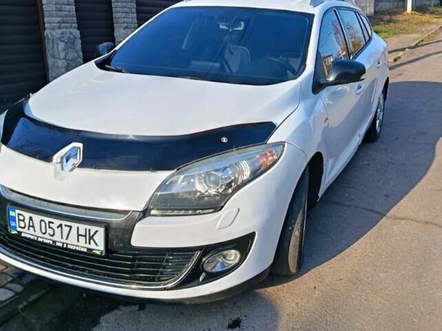 Белый Рено Меган, объемом двигателя 1.5 л и пробегом 217 тыс. км за 7000 $, фото 1 на Automoto.ua