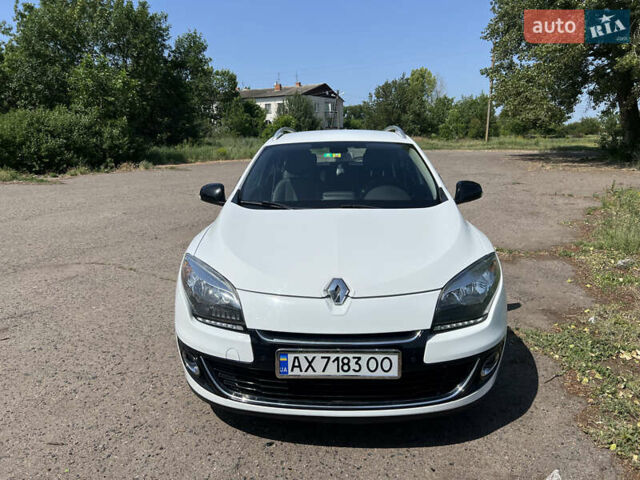 Белый Рено Меган, объемом двигателя 1.4 л и пробегом 191 тыс. км за 8500 $, фото 1 на Automoto.ua