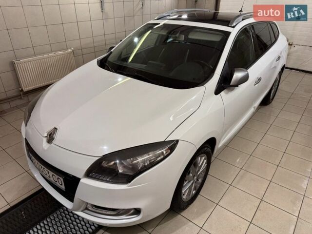 Белый Рено Меган, объемом двигателя 1.5 л и пробегом 272 тыс. км за 9500 $, фото 1 на Automoto.ua