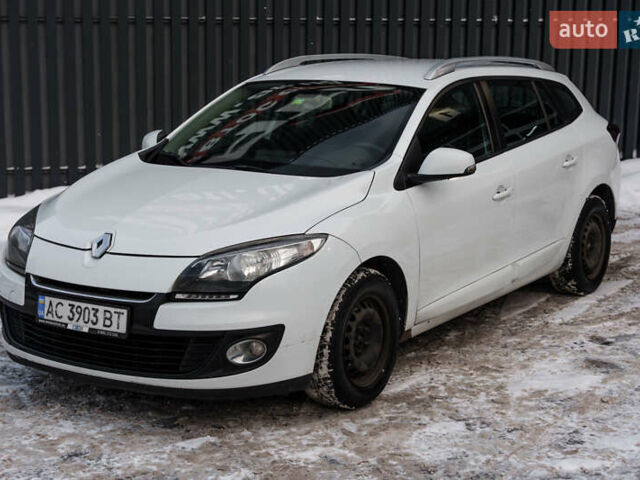 Белый Рено Меган, объемом двигателя 1.46 л и пробегом 291 тыс. км за 6200 $, фото 1 на Automoto.ua
