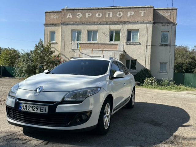 Белый Рено Меган, объемом двигателя 1.46 л и пробегом 304 тыс. км за 6700 $, фото 1 на Automoto.ua