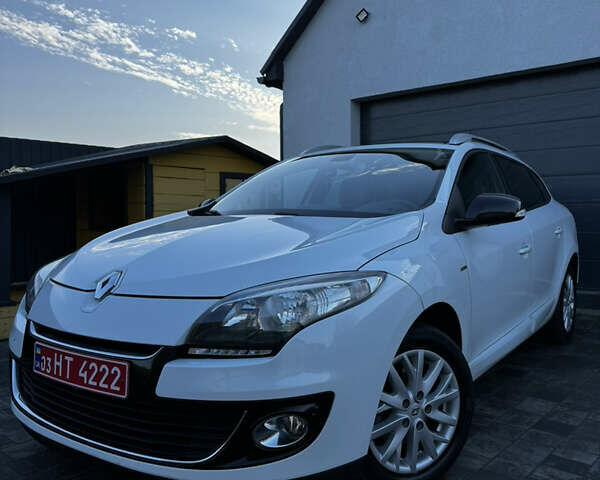 Белый Рено Меган, объемом двигателя 1.5 л и пробегом 236 тыс. км за 9700 $, фото 1 на Automoto.ua