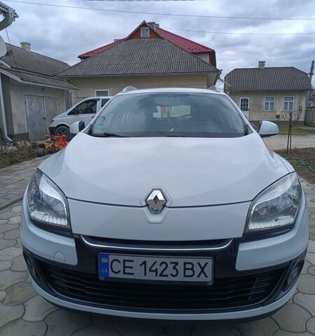 Білий Рено Меган, об'ємом двигуна 1.46 л та пробігом 205 тис. км за 7100 $, фото 1 на Automoto.ua