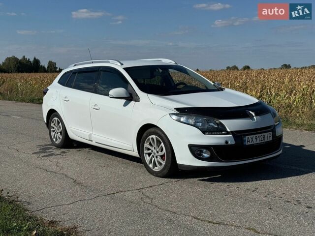 Белый Рено Меган, объемом двигателя 1.46 л и пробегом 227 тыс. км за 6900 $, фото 1 на Automoto.ua