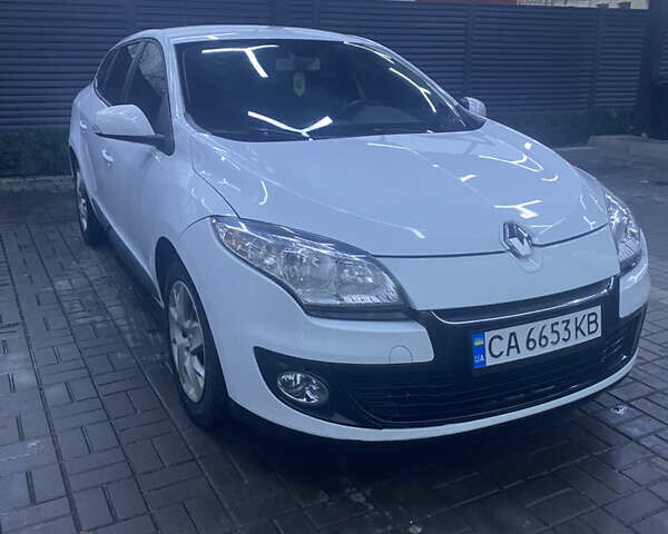 Білий Рено Меган, об'ємом двигуна 1.46 л та пробігом 280 тис. км за 7000 $, фото 1 на Automoto.ua