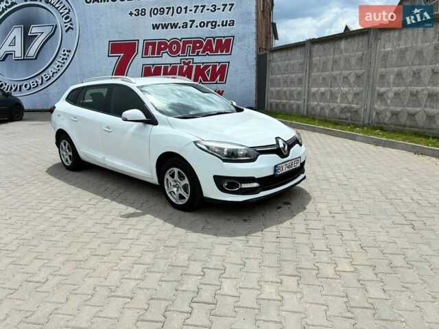 Белый Рено Меган, объемом двигателя 1.46 л и пробегом 218 тыс. км за 7250 $, фото 1 на Automoto.ua