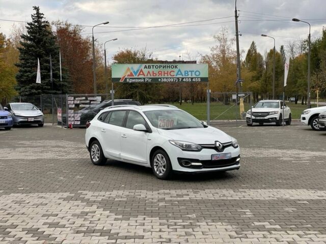 Рено Меган 2013 в Кривом Роге на Automoto.ua Белый Рено Меган, объемом двигателя 1.5 л и пробегом 148 тыс. км за 9100 $, фото 1 на Automoto.ua