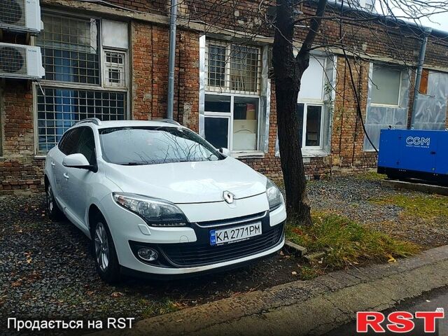 Белый Рено Меган, объемом двигателя 1.5 л и пробегом 299 тыс. км за 7950 $, фото 1 на Automoto.ua