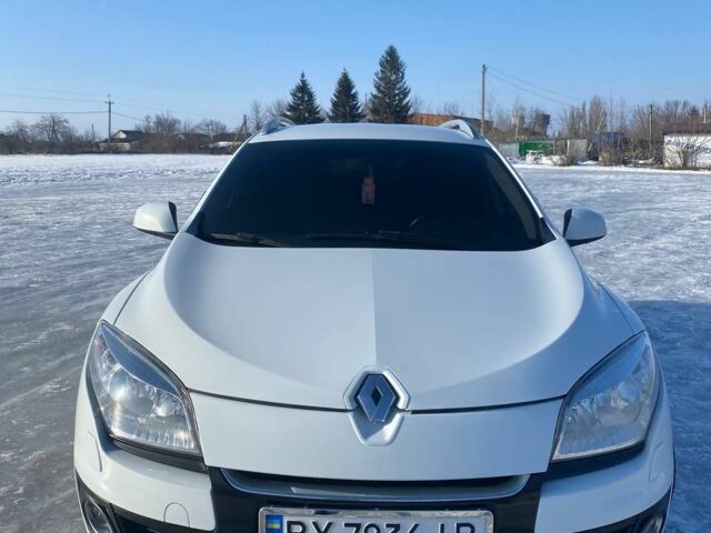 Белый Рено Меган, объемом двигателя 1.5 л и пробегом 168 тыс. км за 8200 $, фото 1 на Automoto.ua