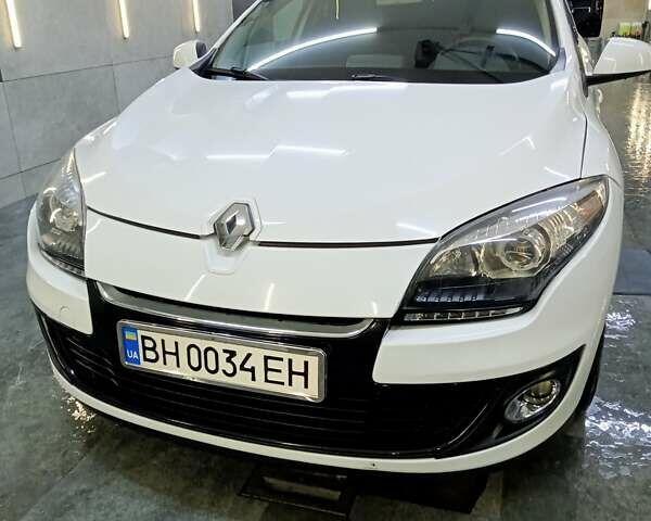 Белый Рено Меган, объемом двигателя 1.5 л и пробегом 244 тыс. км за 7500 $, фото 1 на Automoto.ua