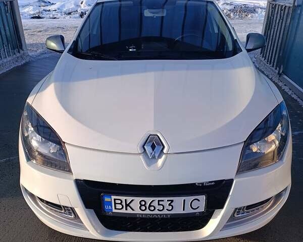 Білий Рено Меган, об'ємом двигуна 1.46 л та пробігом 261 тис. км за 8750 $, фото 1 на Automoto.ua